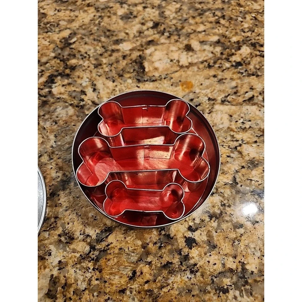 Dog Bone‎ Cookie Cutters Set x 3 with Tin ~ FOX RUN CRAFTSMAN